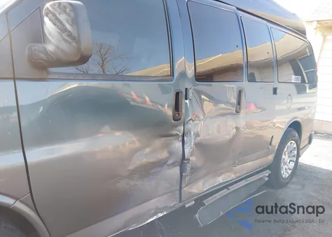 2005 Chevrolet Express Upfitter z USA, uszkodzony, nr VIN 1GBFG15T551207553